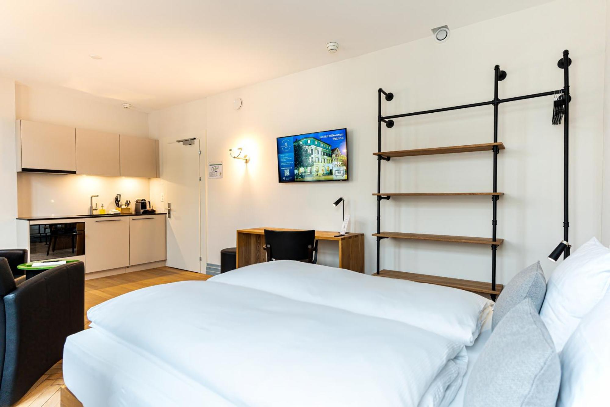 Hotel Le Lion - Self Check-In Bischofszell Bagian luar foto