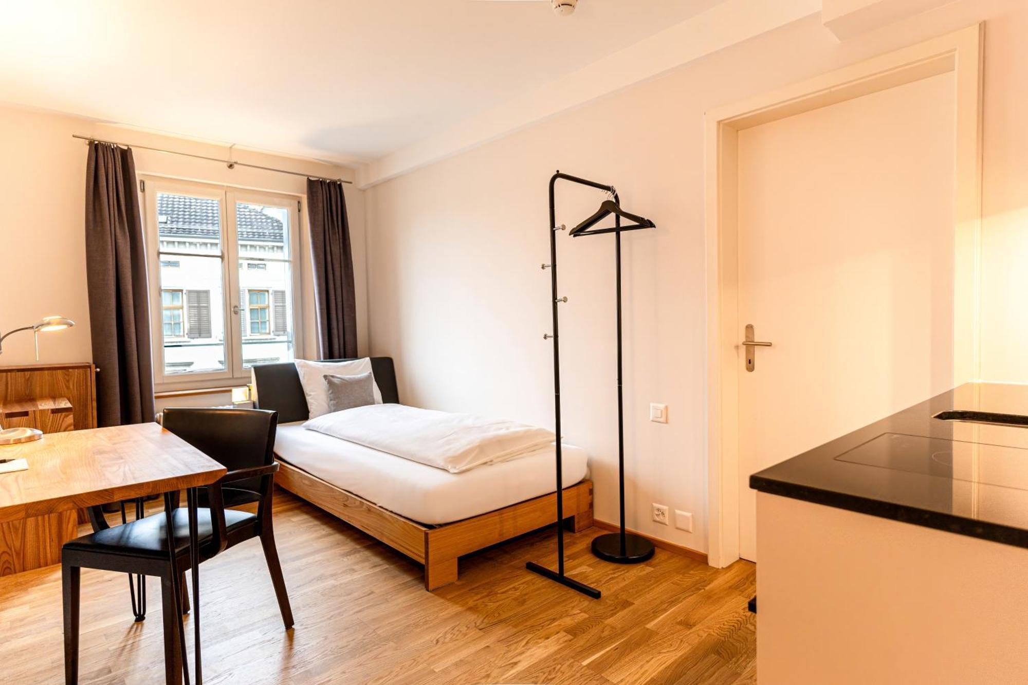 Hotel Le Lion - Self Check-In Bischofszell Bagian luar foto