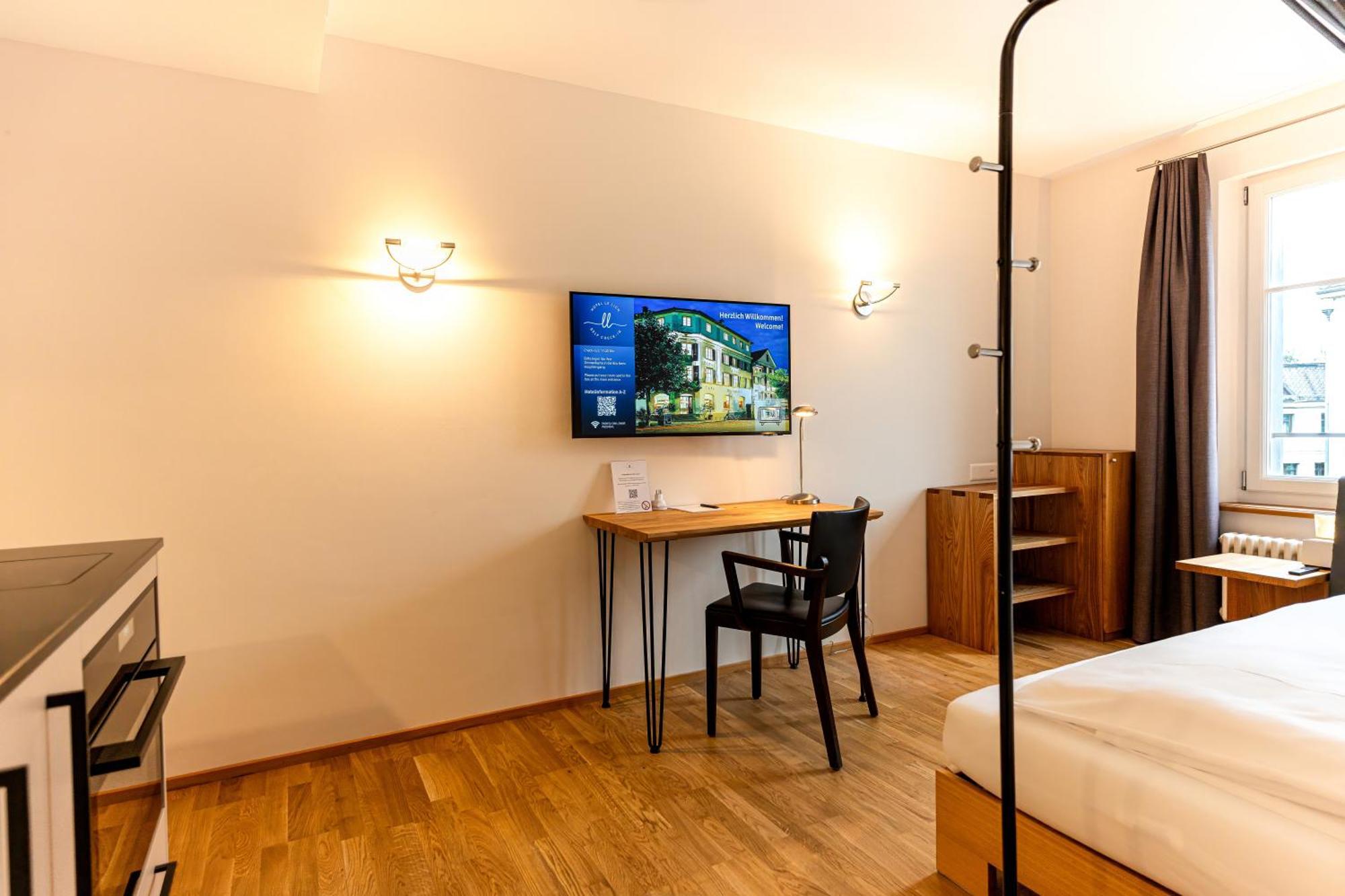 Hotel Le Lion - Self Check-In Bischofszell Bagian luar foto