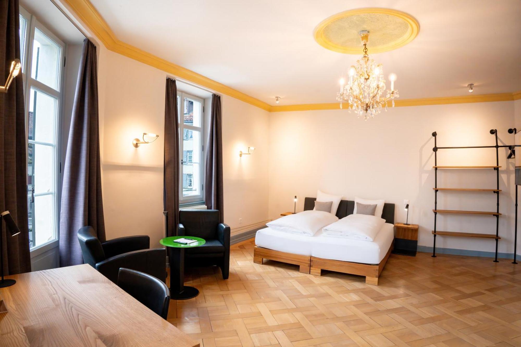 Hotel Le Lion - Self Check-In Bischofszell Bagian luar foto