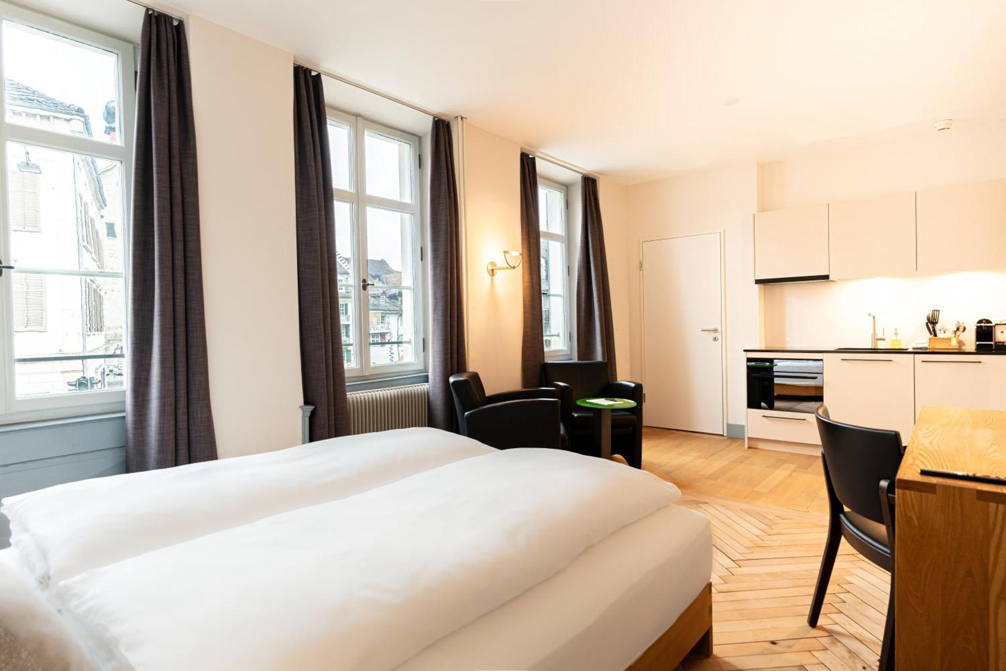 Hotel Le Lion - Self Check-In Bischofszell Bagian luar foto